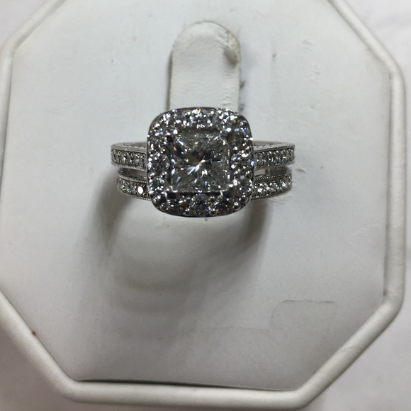 Jewelry - 14K white gold diamonds bridal set